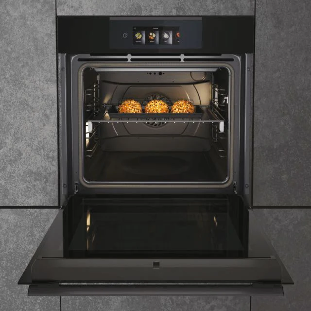 Clearance Haier HWO60SM6T9BH I-Touch Series 6 Multifunction Oven with Pyrolytic self cleaning Black - Image 3